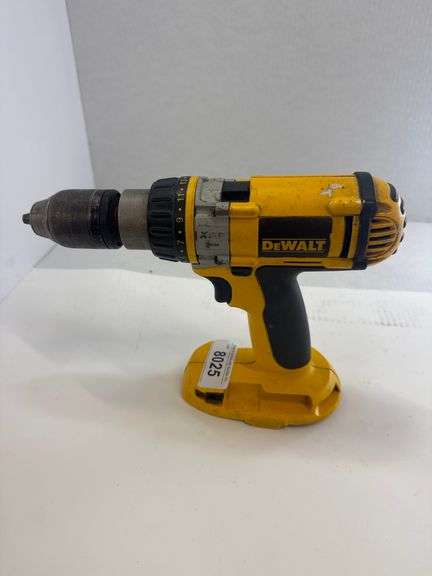 DEWALT 18V XRP 1/2" CORDLESS HAMMER DRILL - (TOOL ONLY)