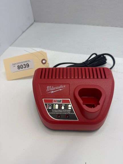 MILWAUKEE M12 3AMP CHARGER - (TOOL ONLY)