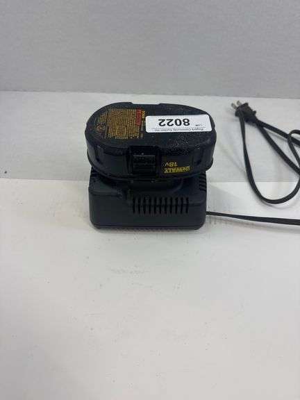 DEWALT 18V BATTERY AND CHARGER