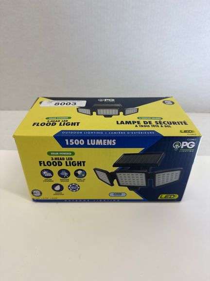 1500 LUMEN SOLAR POWERED FLOOD LIGHT