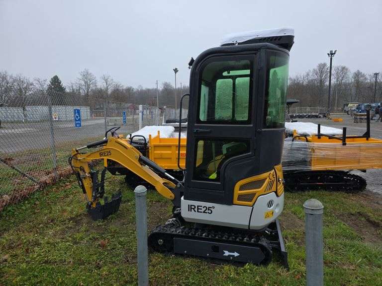 IR IRE25 Mini Excavator w/ Full Cab & A/C