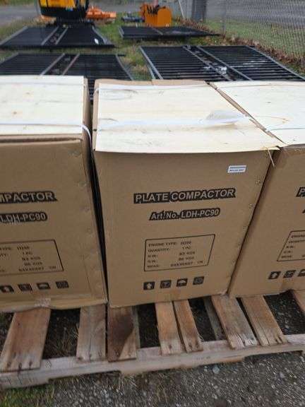 Landhero Plate Compactor