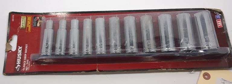 HUSKY 11 PC. DEEP WELL SAE  1/2 " DRIVE SOCKET SET