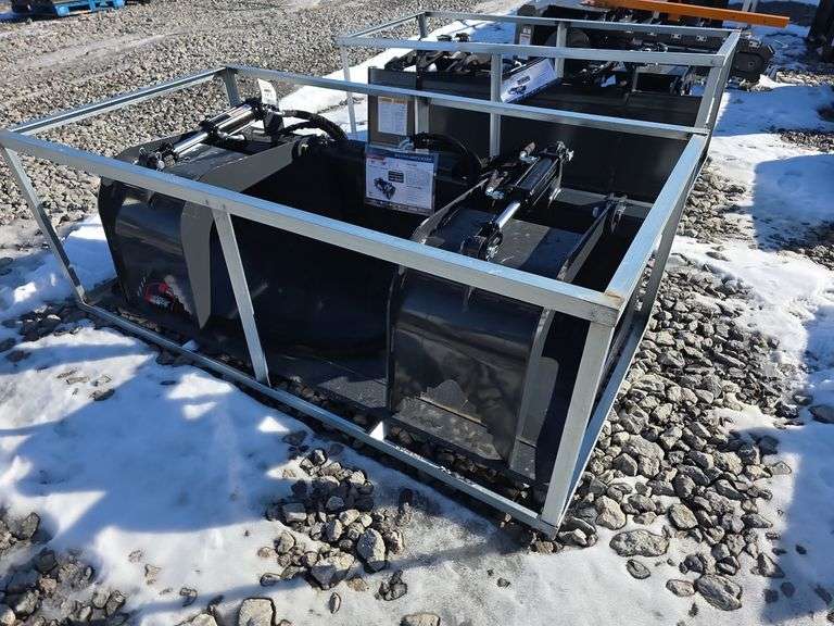 Wolverine Skid Loader 72" Grapple