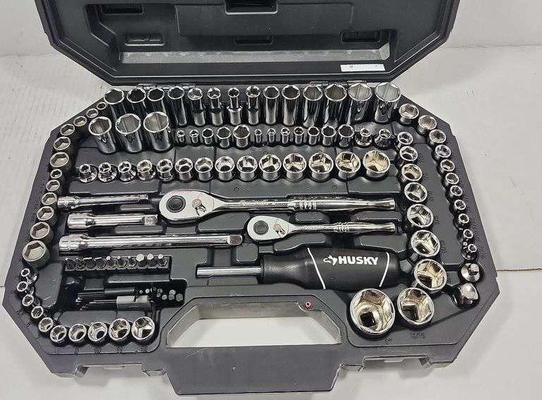 HUSKY 119PC MECHANICS TOOL SET