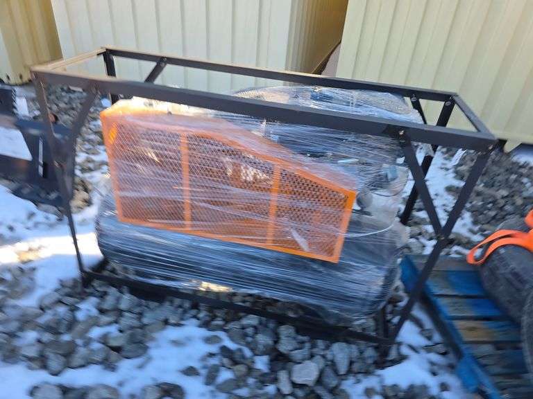 Landhonor 40 Gallon 2-Stage Truck Mounted Air Compressor