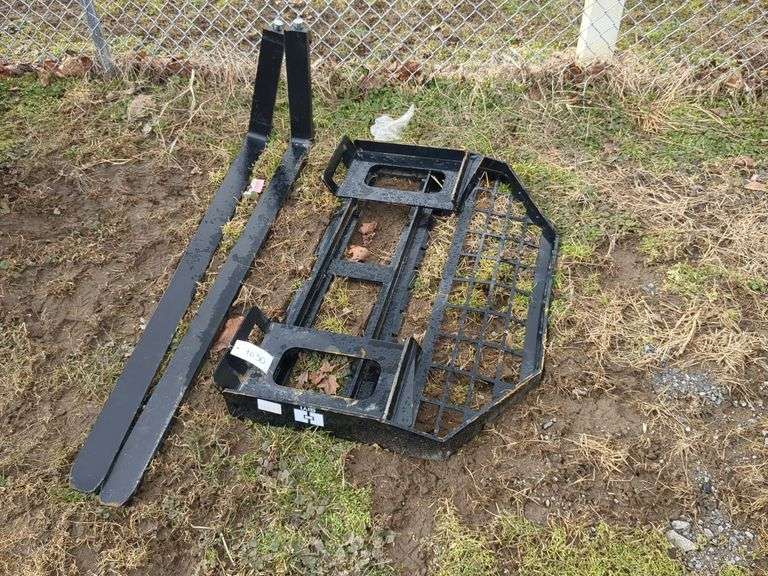 GIYI  Skid Steer 5' Fork Attachment