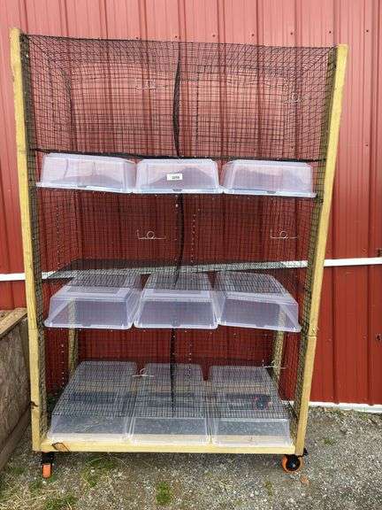 6 Stack Rabbit Cage 6 Slot Rabbit Cage - Rogers Community Auction Inc.