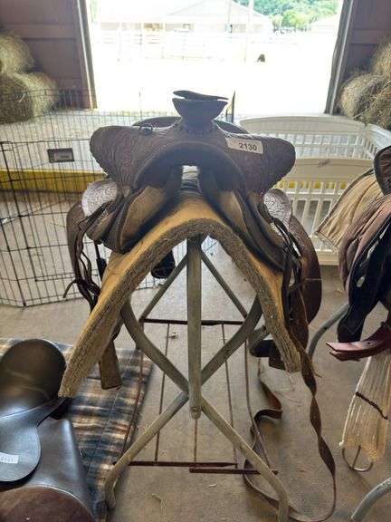 Saddle w/ Rack & Blanket