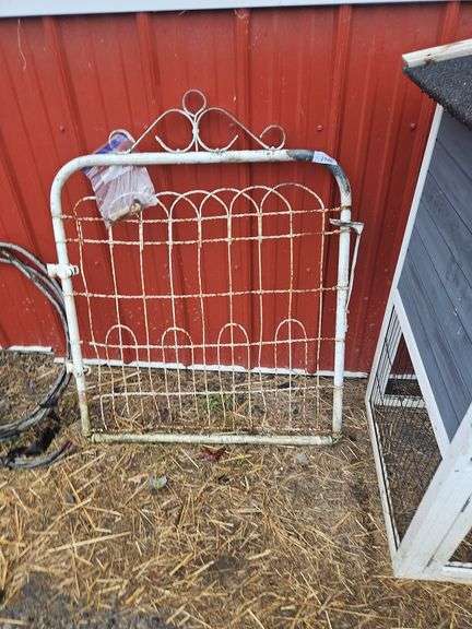 Vintage Fence Gate 32"x34"