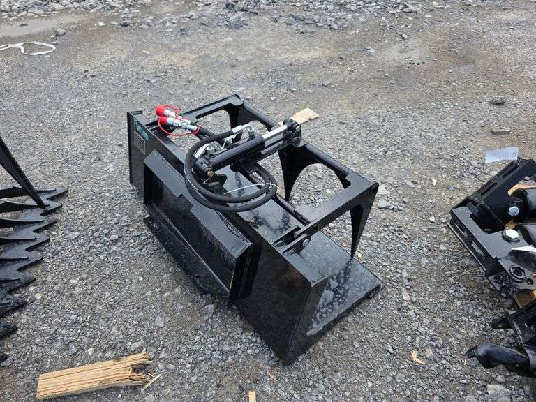 Future Mini Skid Loader 44" Grapple Bucket