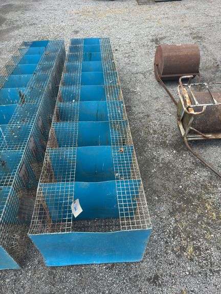 10 Hole Animal Cage