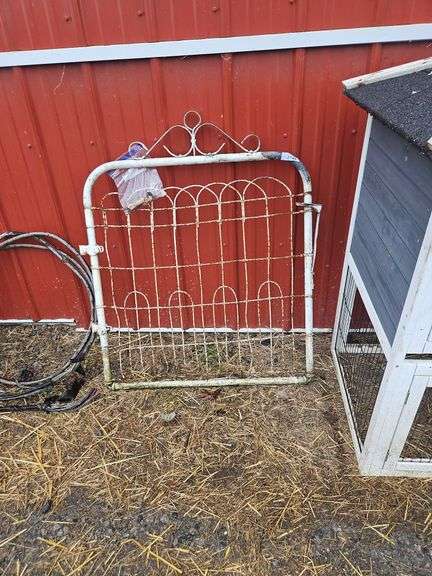 Vintage Fence Gate 32"x34"