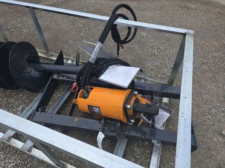 Wolverine Skid Loader Auger w/ 12" & 18" Bits