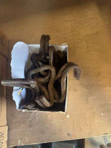 Box of 2" Hooks
