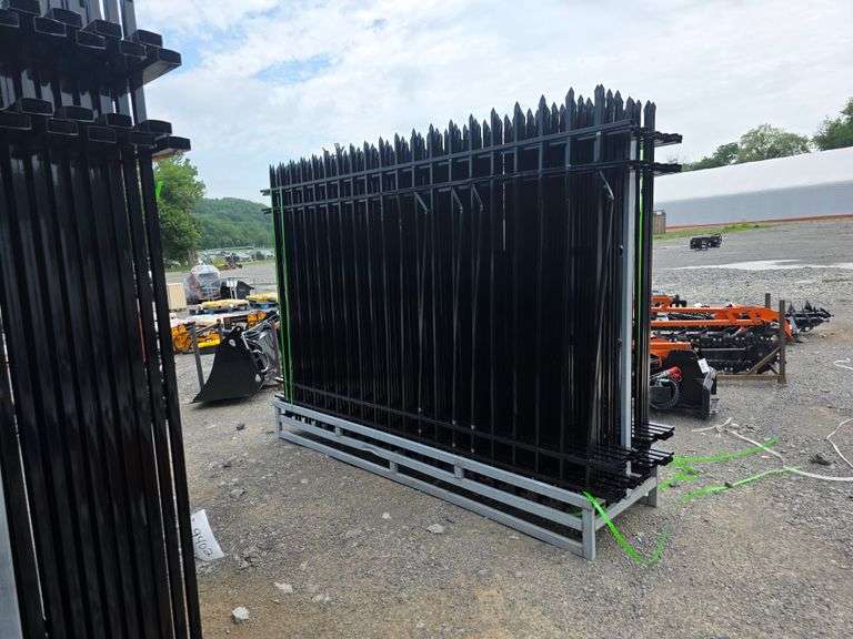 Future 20pc - 10'x7' Fence w/ Posts