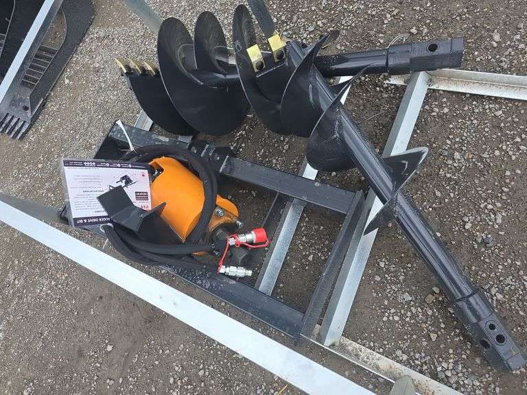 Wolverine Skid Loader Auger w/ 12" & 18" Bits