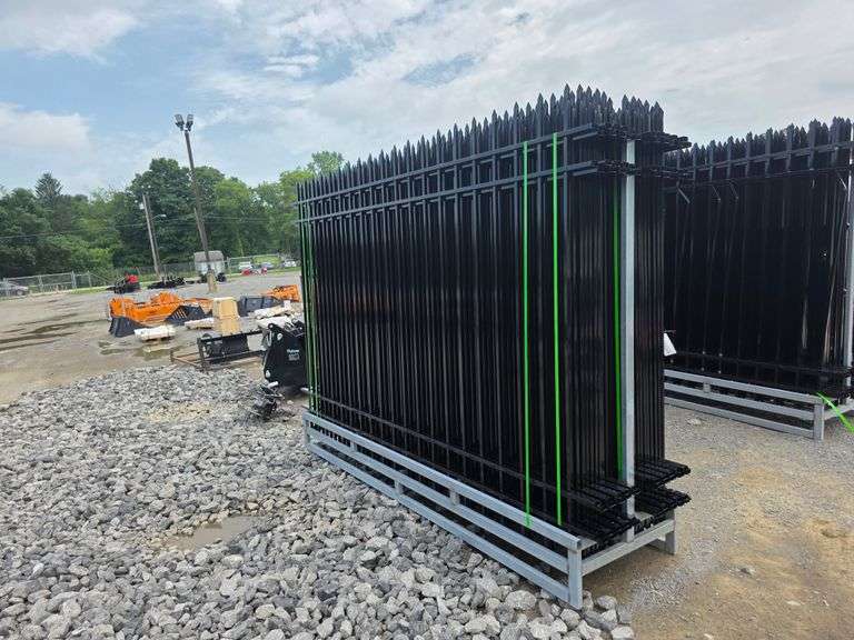 Future 20pc - 10'x7' Fence w/ Posts