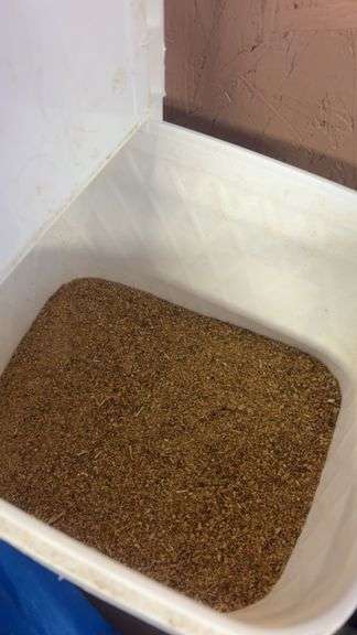 Half Bucket of Dumor Sr Combo Supplement - In Date