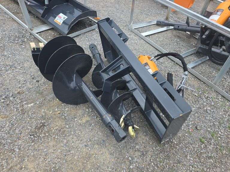 Wolverine Skid Loader Auger w/ 12" & 18" Bits