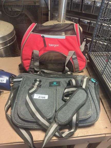 2 Soft Pet Carriers