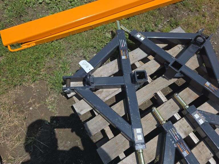 Wolverine Tractor Class 2 Quick Hitch