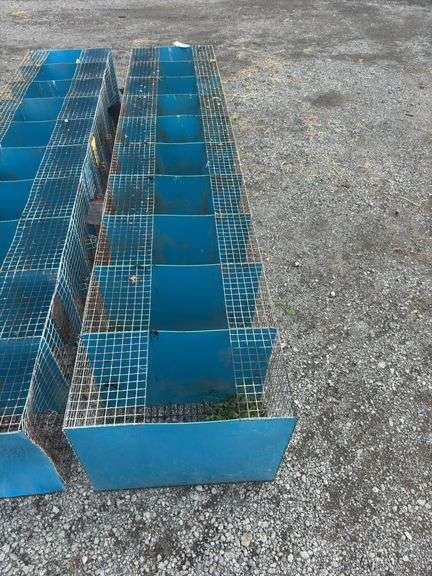 10 Hole Animal Cage