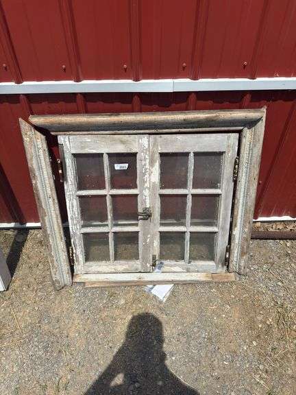 Vintage Box Window