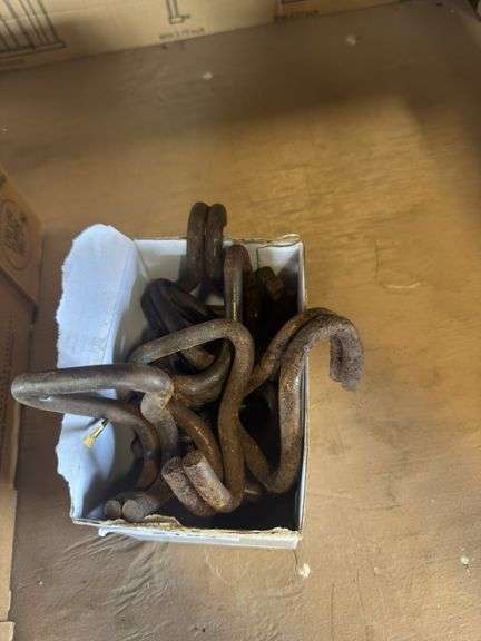 Box of 2" Hooks