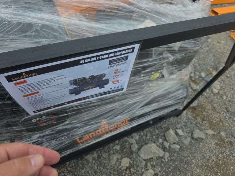 Landhonor 40 Gallon 2-Stage Truck Mounted Air Compressor