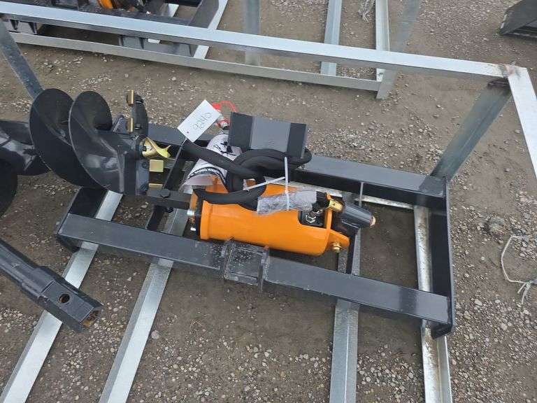 Wolverine Skid Loader Auger w/ 12" & 18" Bits