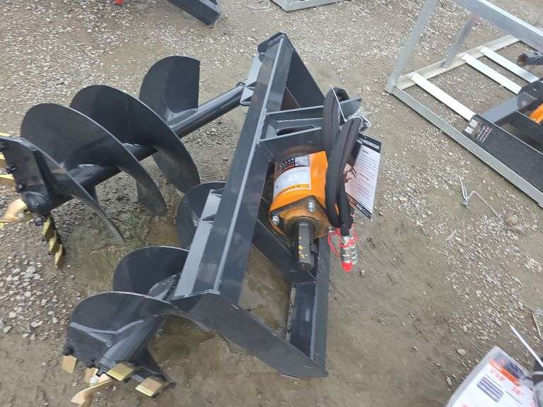 Wolverine Skid Loader Auger w/ 12" & 18" Bits