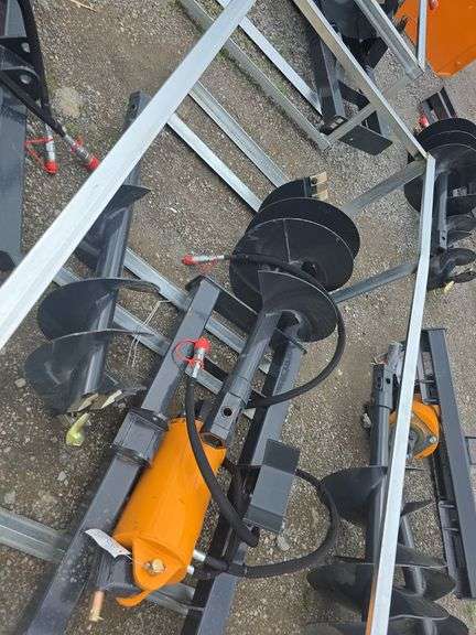 Wolverine Skid Loader Auger w/ 12" & 18" Bits