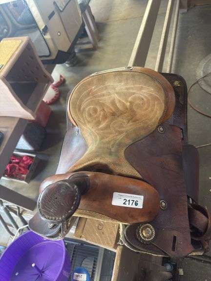 Heavy Made Western Saddle w/ Horse Conchos