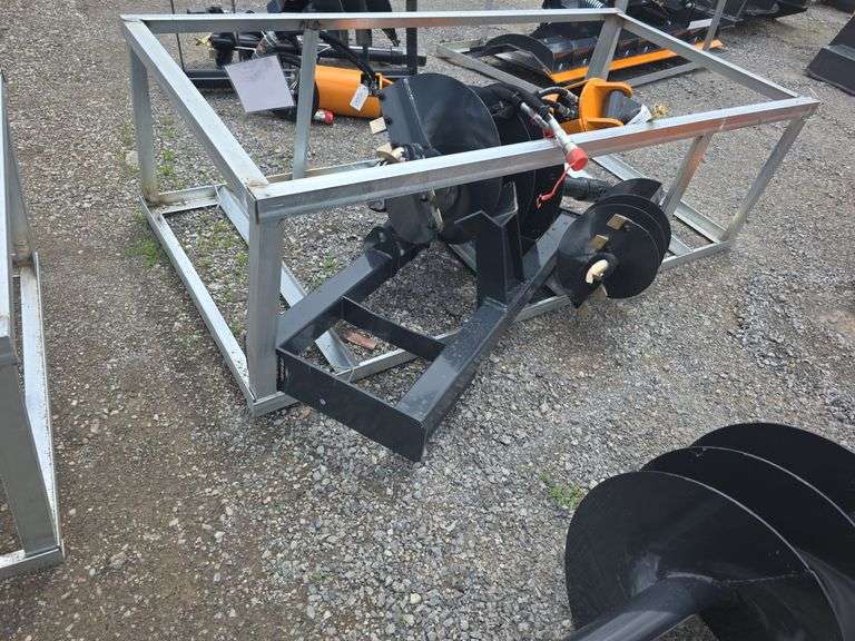 Wolverine Skid Loader Auger w/ 12" & 18" Bits