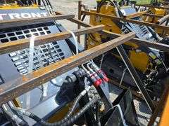 Infront YF380 Mini Skid Loader w/ 4 in 1 Bucket