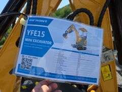 Infront YFE15 Mini Excavator w/ Thumb & Canopy