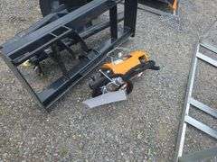 Wolverine Skid Loader Auger w/ 12" & 18" Bits