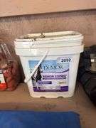 Half Bucket of Dumor Sr Combo Supplement - In Date