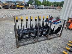 Future Skid Loader 72" Grapple