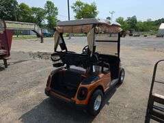 EZ Go Electric Golf Cart  2011 w/charger 48V (2023 Batteries )