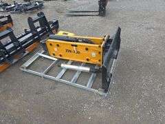 Wolverine ZW-750 Breaker Attachment