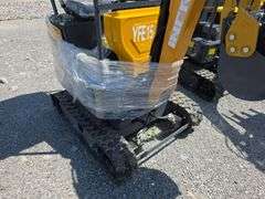Infront YFE15 Mini Excavator w/ Thumb & Canopy