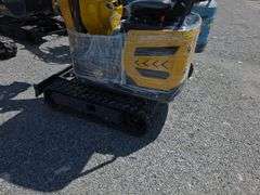 Infront YFE15 Mini Excavator w/ Thumb & Canopy