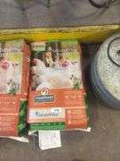 50lb Bag of Nature Wise Meat Bird 22% Feed - Exp 1/25