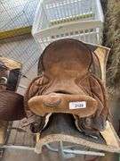 Saddle w/ Rack & Blankets