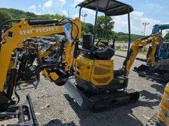 Infront YFE18 Mini Excavator w/ Thumb & Canopy