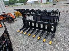 Future Skid Loader 72" Grapple