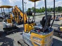 Infront YFE15 Mini Excavator w/ Thumb & Canopy