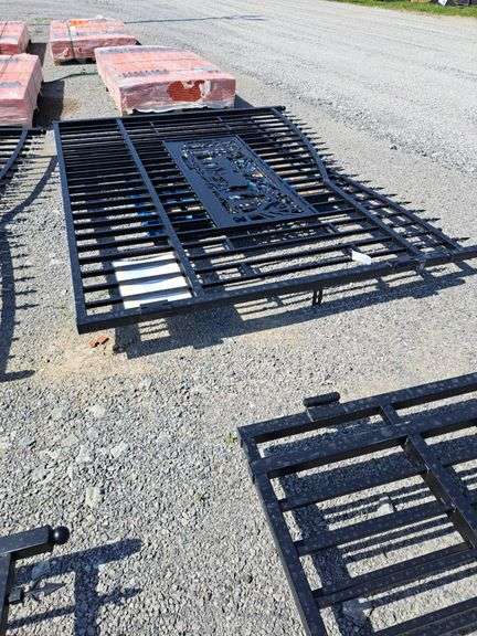 KJ 20' Driveway Gates w/ Deer Scene